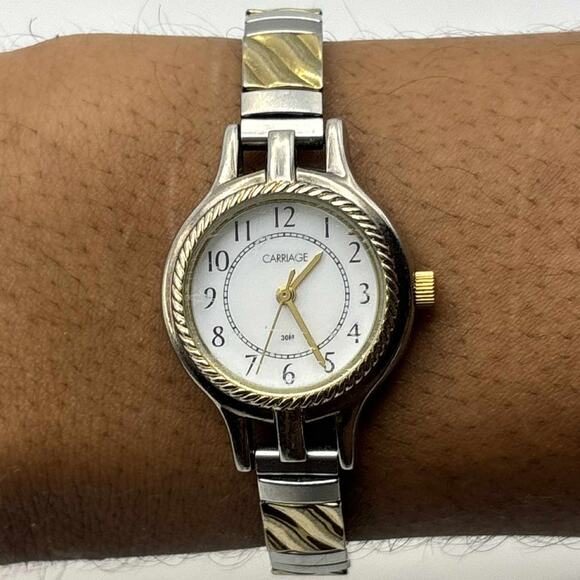 Vintage Silver Timex Watch - Picture 1 of 4